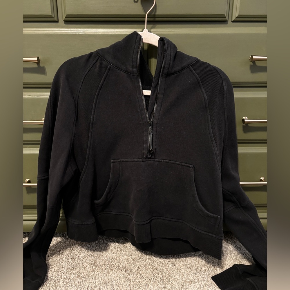 Lululemon SCUBA